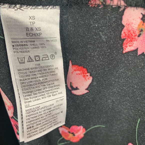 GAP 🌸black with pink flowers floral High Low ruffle trim asymmetrical skirt - Picture 9 of 10